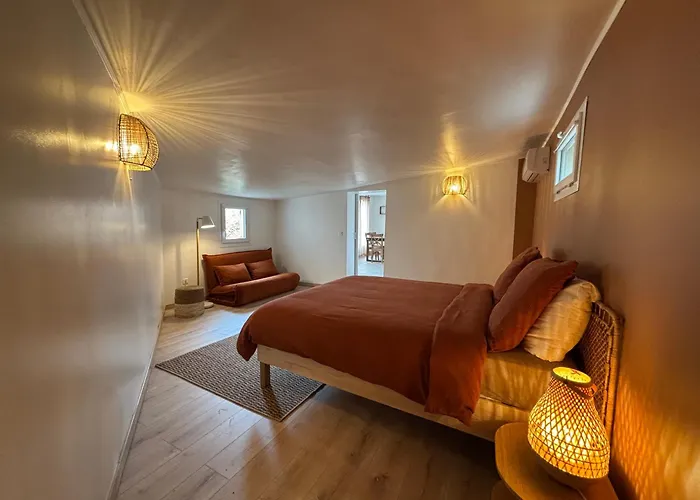 La Maison En Couleurs A 10 Min D\'Avignon,3 Etoiles